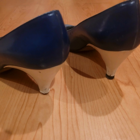 Vintage Yves Saint Laurent leather shoes - Picture 8 of 10